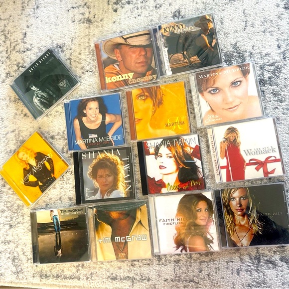 14 country cd’s KENNEY CHESNEY, Shania Tim McGraw,Faith Hill,Garth Brooks - Picture 2 of 3